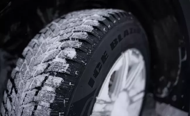Sailun Iceblazer WSTX tire with snow